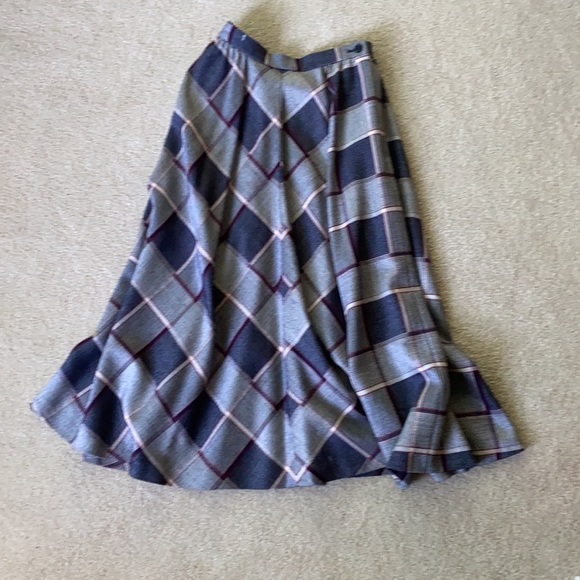 Jaeger Dresses & Skirts - Jaeger London-made, wool plaid midi skirt